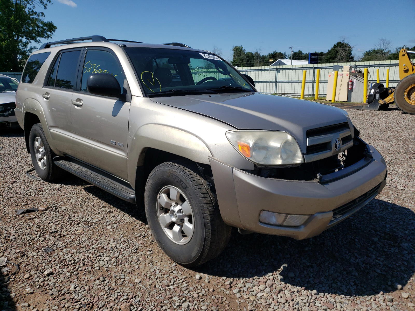 TOYOTA 4RUNNER SR 2004 with VIN JTEBU14R840024334 - Photo from auction