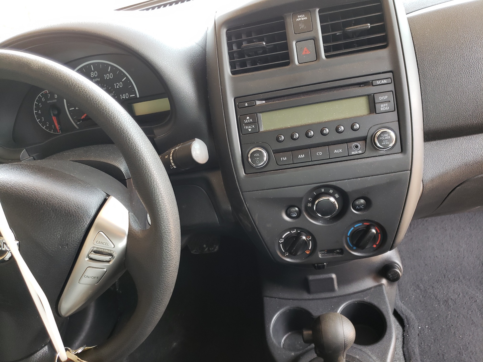 Photo 9 from auction – 2018 NISSAN VERSA S with VIN 3N1CN7AP7JL857300