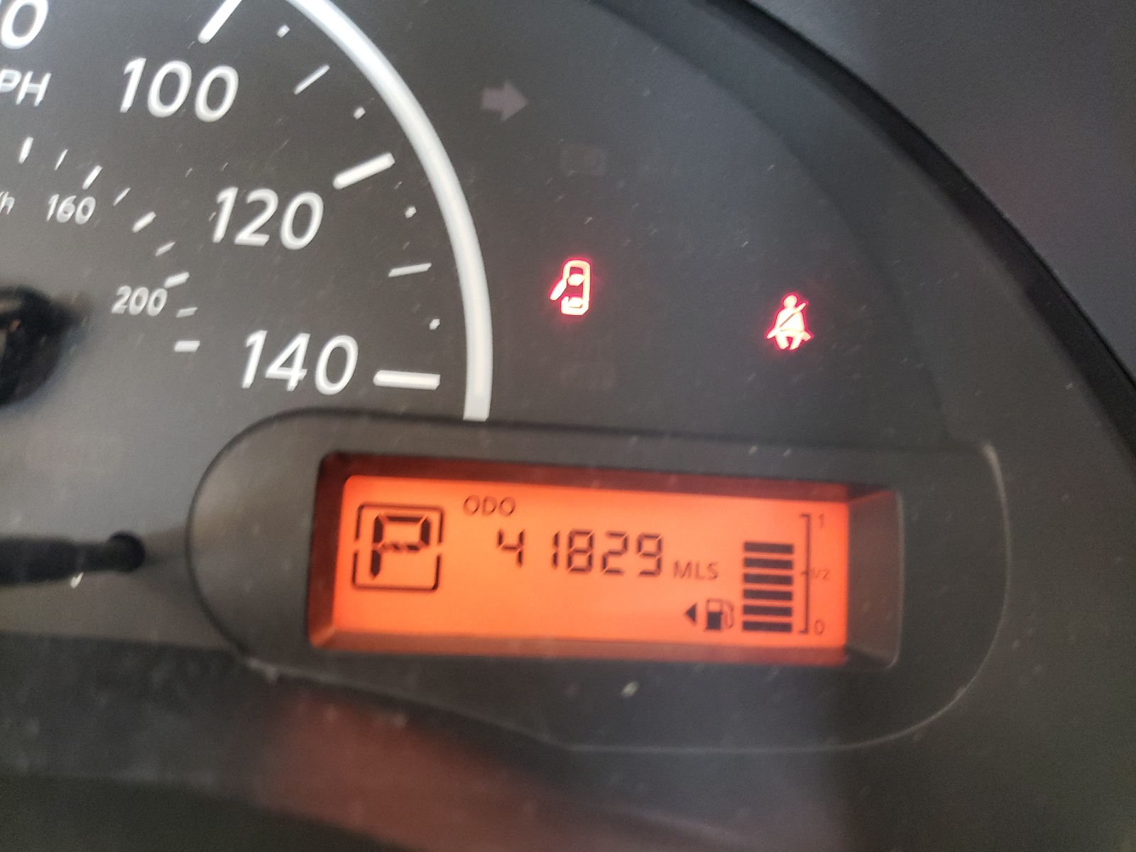 Photo 8 from auction – 2018 NISSAN VERSA S with VIN 3N1CN7AP7JL857300