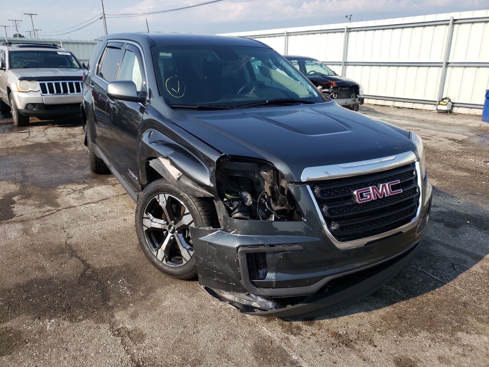 GMC TERRAIN SL 2017 z numerem VIN 2GKALMEK0H6332735 - Zdjęcie z aukcji