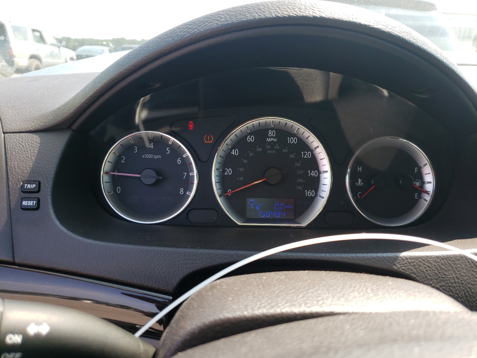 Photo 8 from auction – 2009 HYUNDAI SONATA SE with VIN 5NPEU46F29H473492