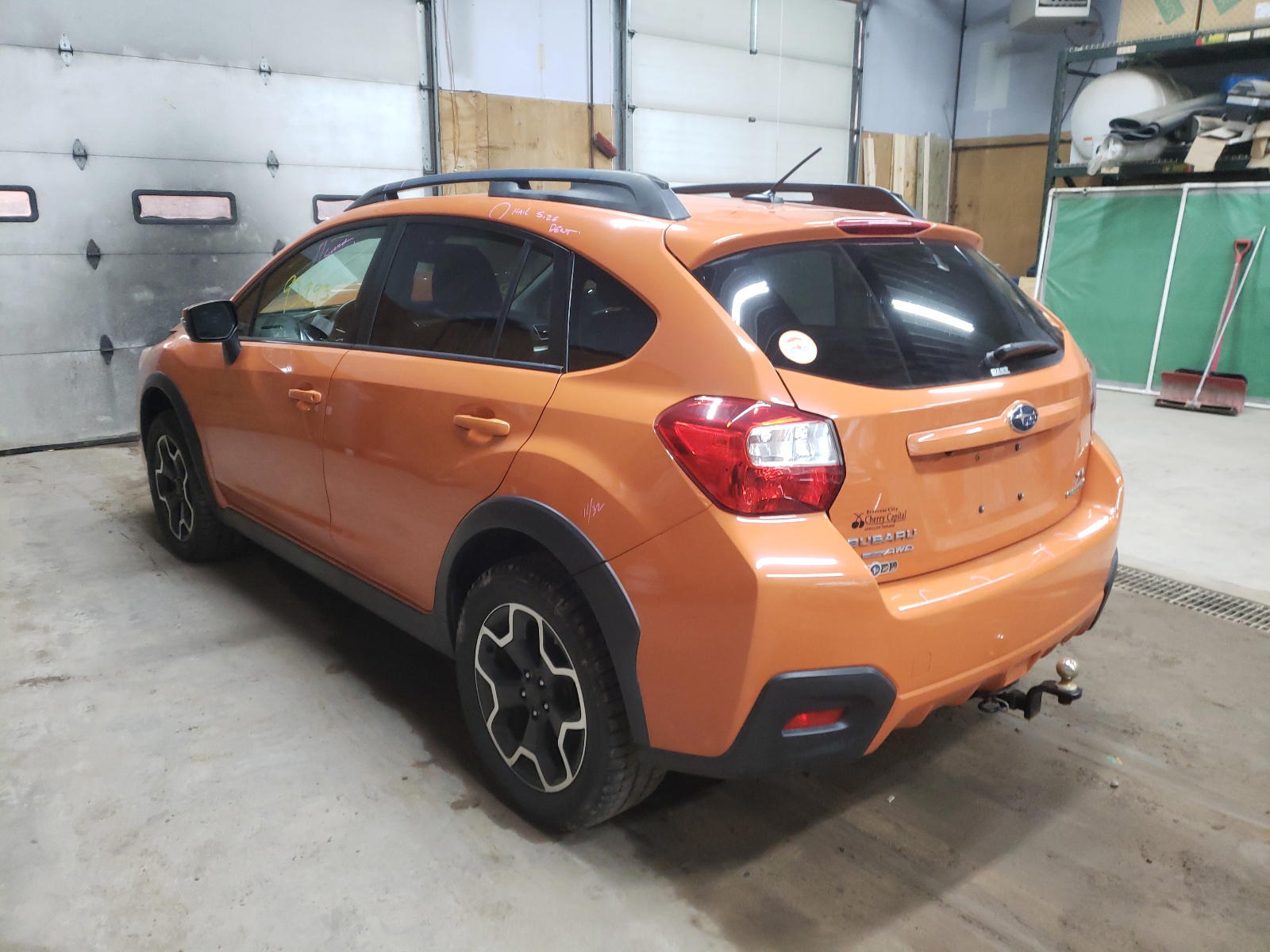 Photo 3 from auction – 2015 SUBARU XV CROSSTR with VIN JF2GPAMC2F8273103