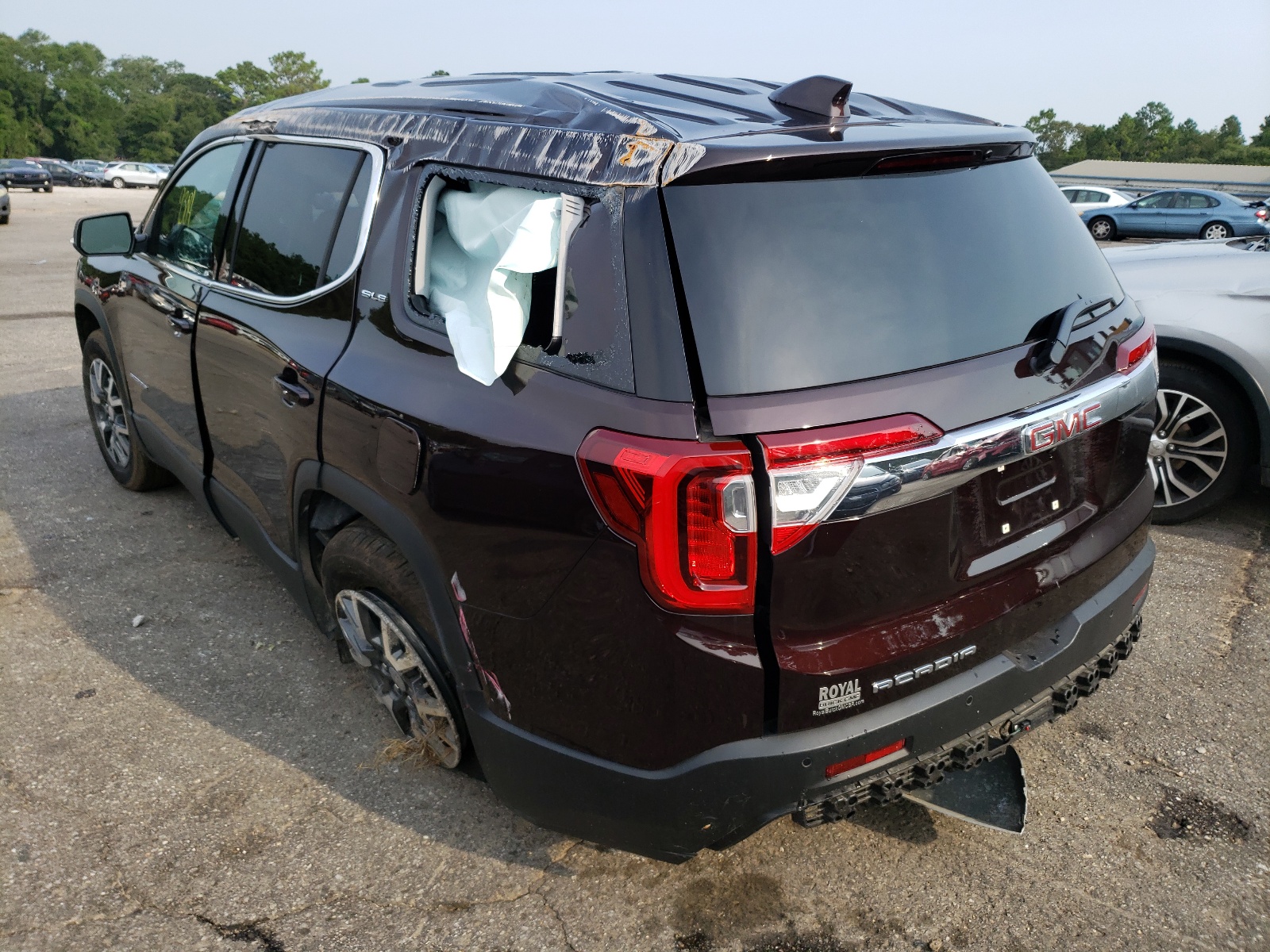 Photo 3 from auction – 2021 GMC ACADIA SLE with VIN 1GKKNKLA6MZ163185
