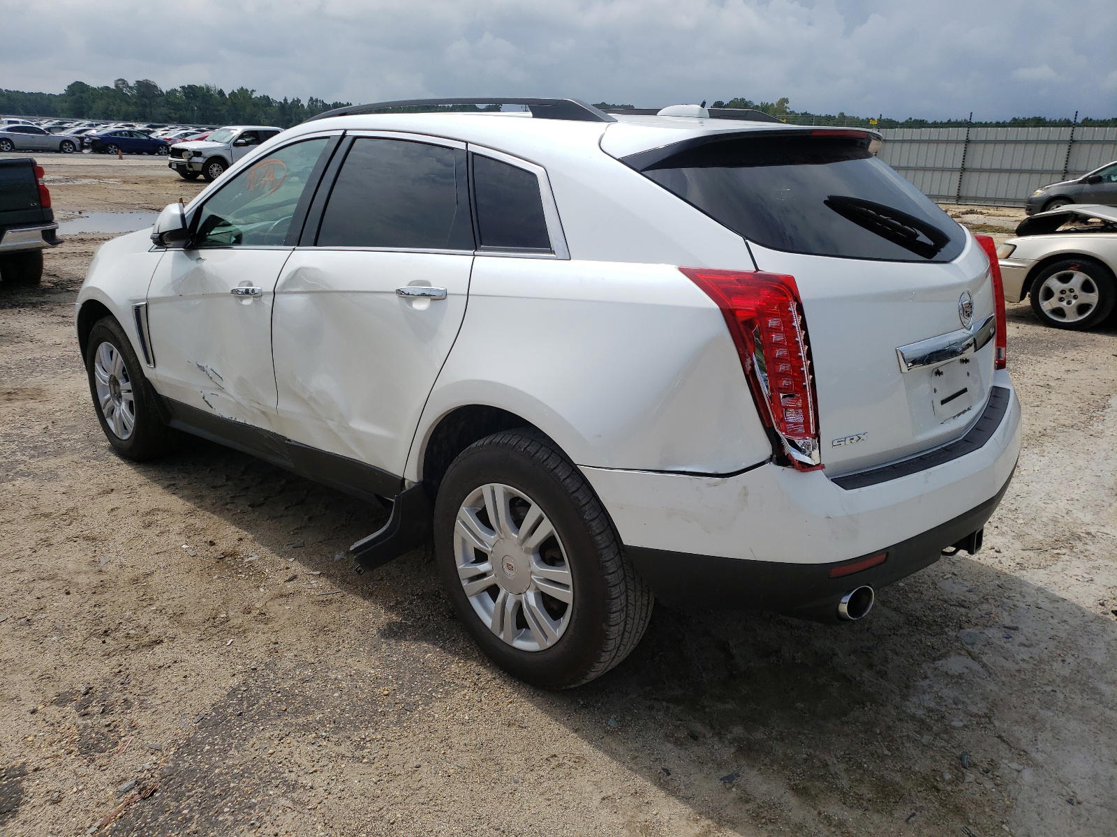Photo 3 from auction – 2015 CADILLAC SRX with VIN 3GYFNAE3XFS539628