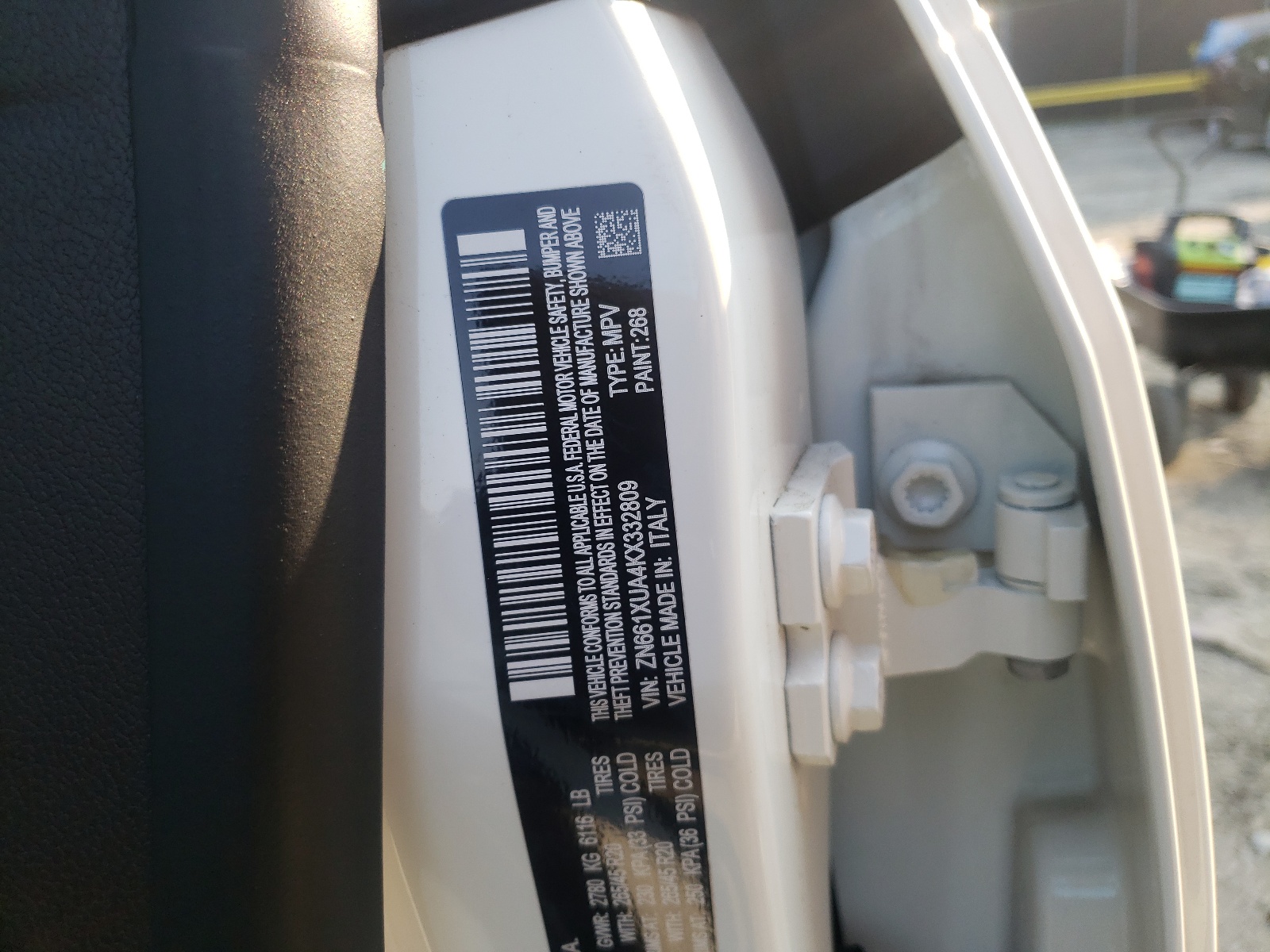 Photo 10 from auction – 2019 MASERATI LEVANTE with VIN ZN661XUA4KX332809
