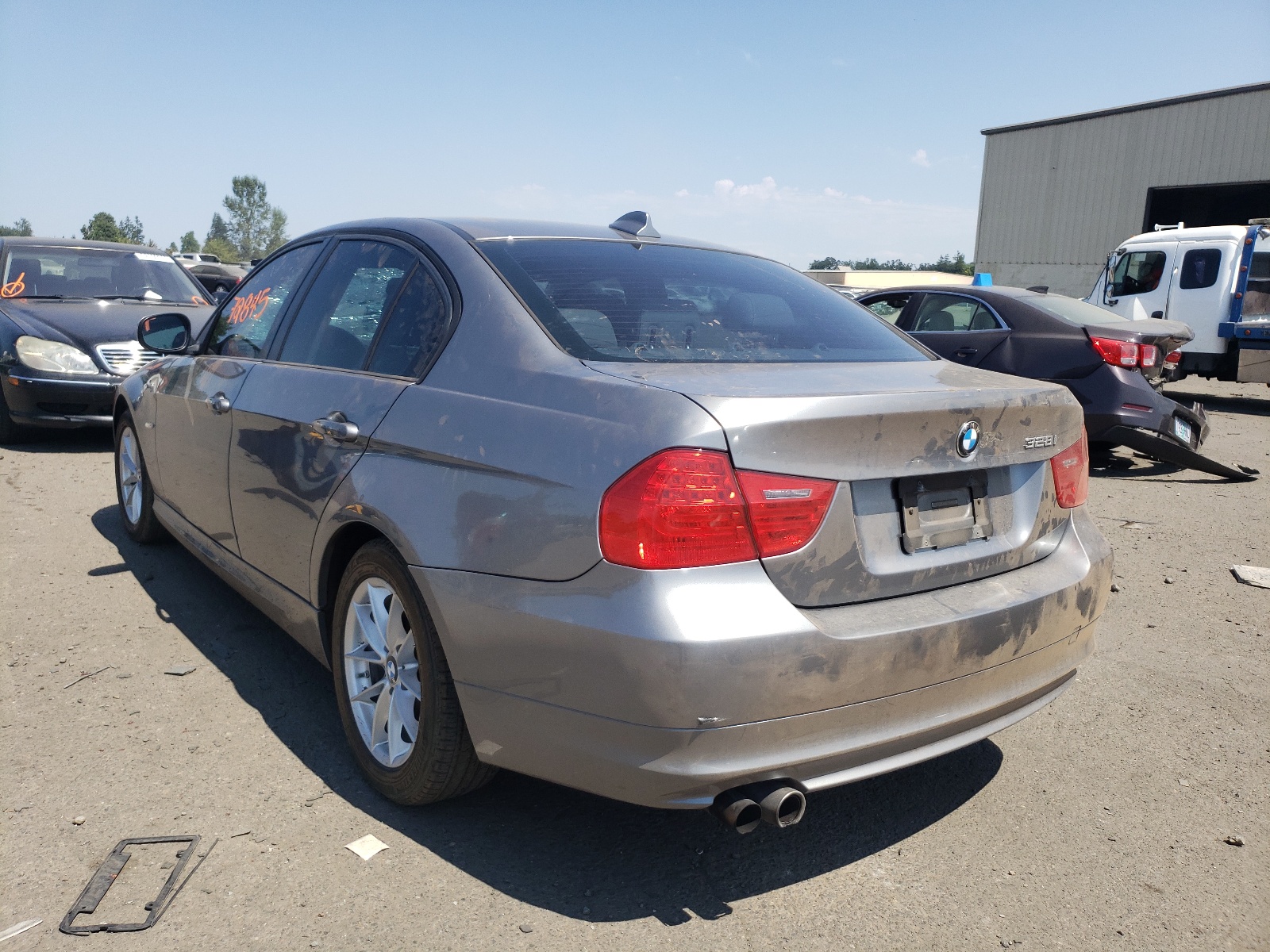 Photo 3 from auction – 2010 BMW 328 I SULE with VIN WBAPH5G53ANM35764