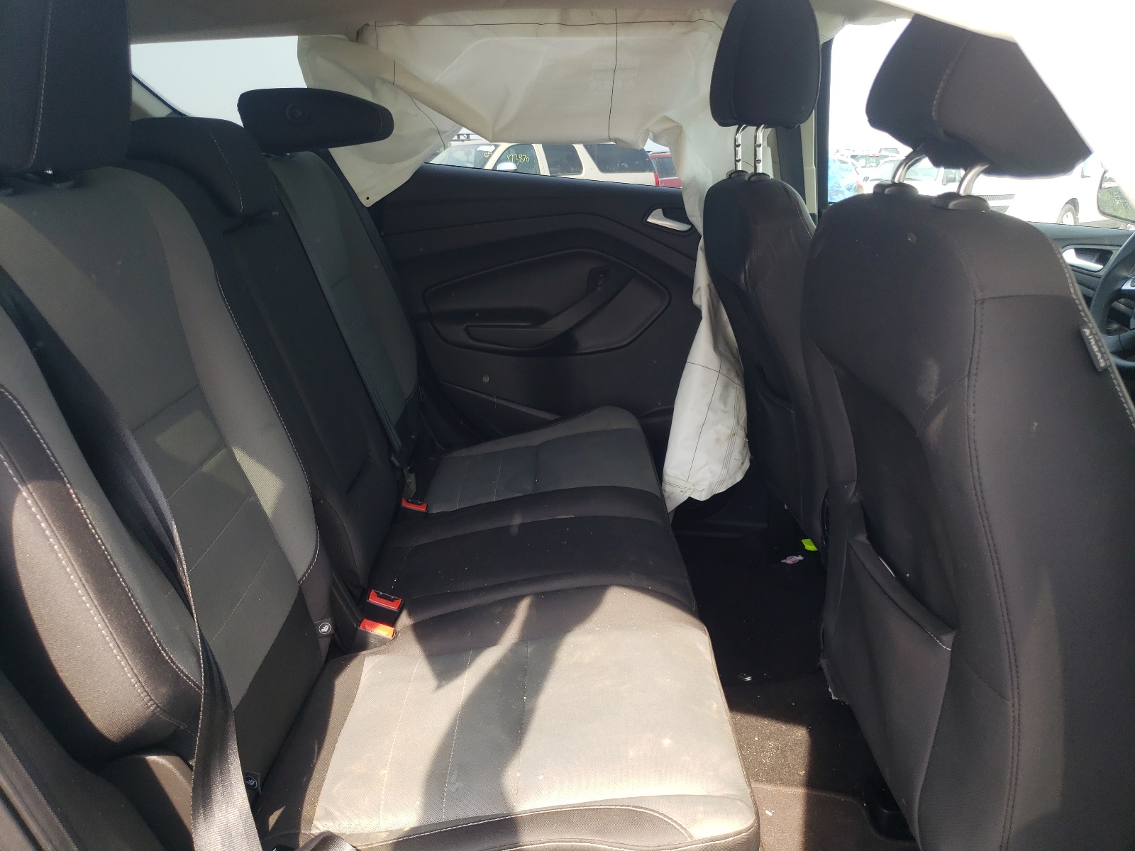 Photo 6 from auction – 2016 FORD ESCAPE SE with VIN 1FMCU9G95GUB18070