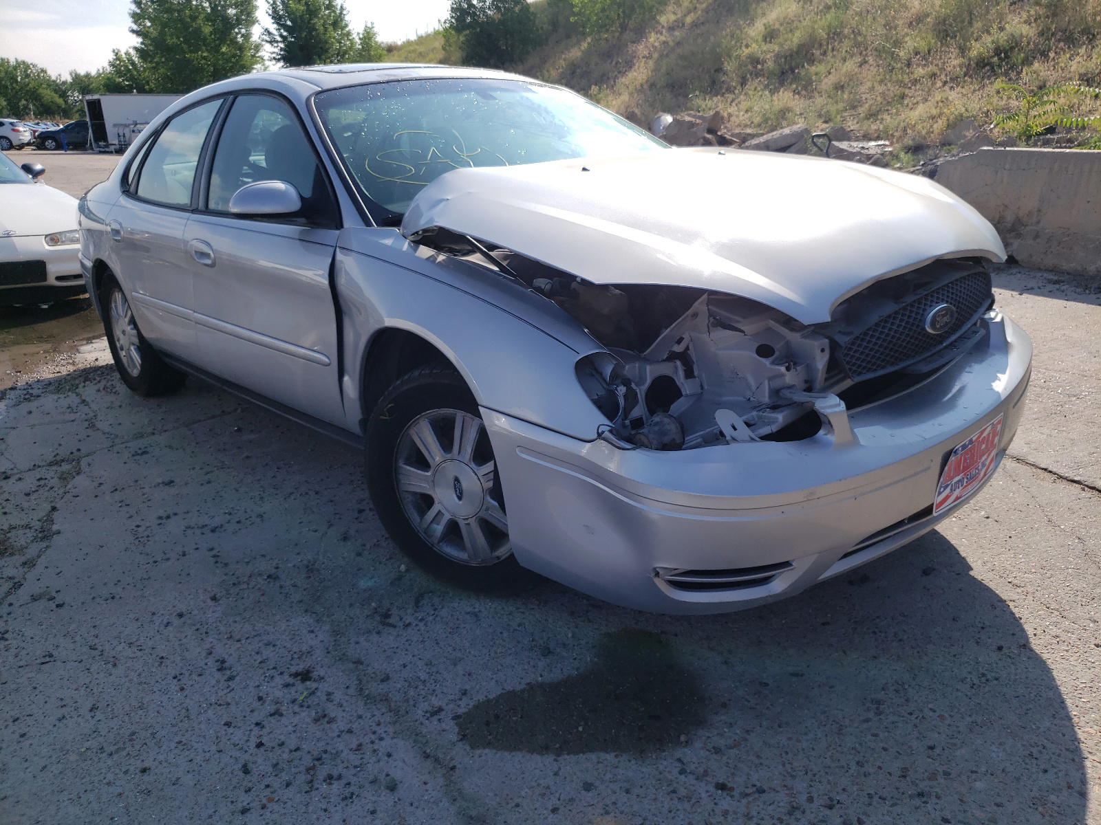FORD TAURUS SEL 2006 with VIN 1FAFP56U46A192559 - Photo from auction