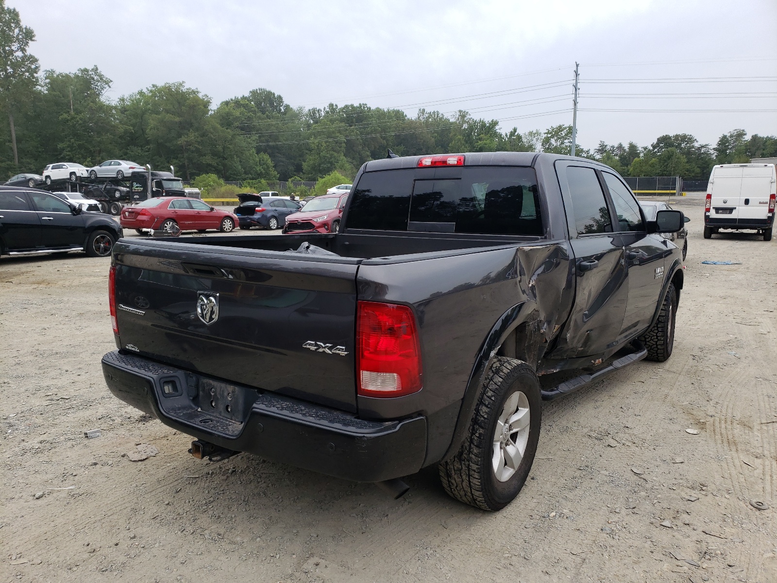 Photo 4 from auction – 2016 RAM 1500 SLT with VIN 1C6RR7LGXGS231217