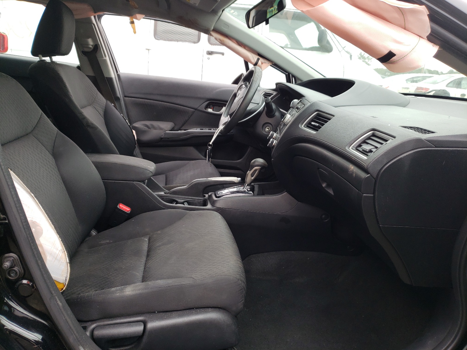 Photo 5 from auction – 2014 HONDA CIVIC LX with VIN 2HGFB2F50EH555361