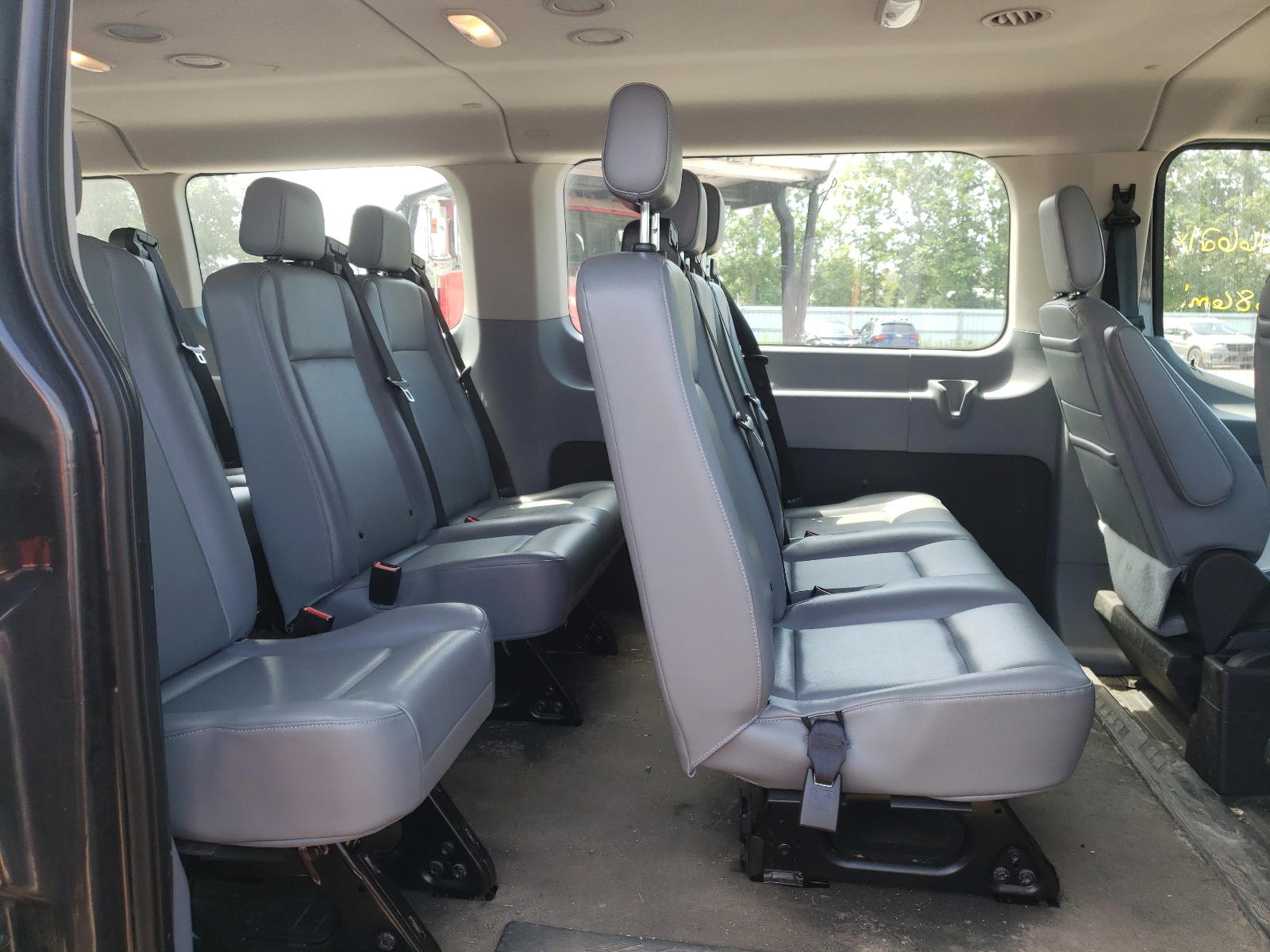 Photo 6 from auction – 2018 FORD TRANSIT T- with VIN 1FBZX2ZM2JKA08034
