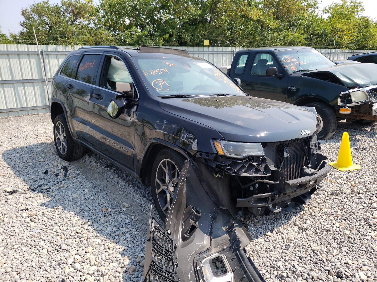 Photo 1 from auction – 2018 JEEP GRAND CHER with VIN 1C4RJFBG1JC102571