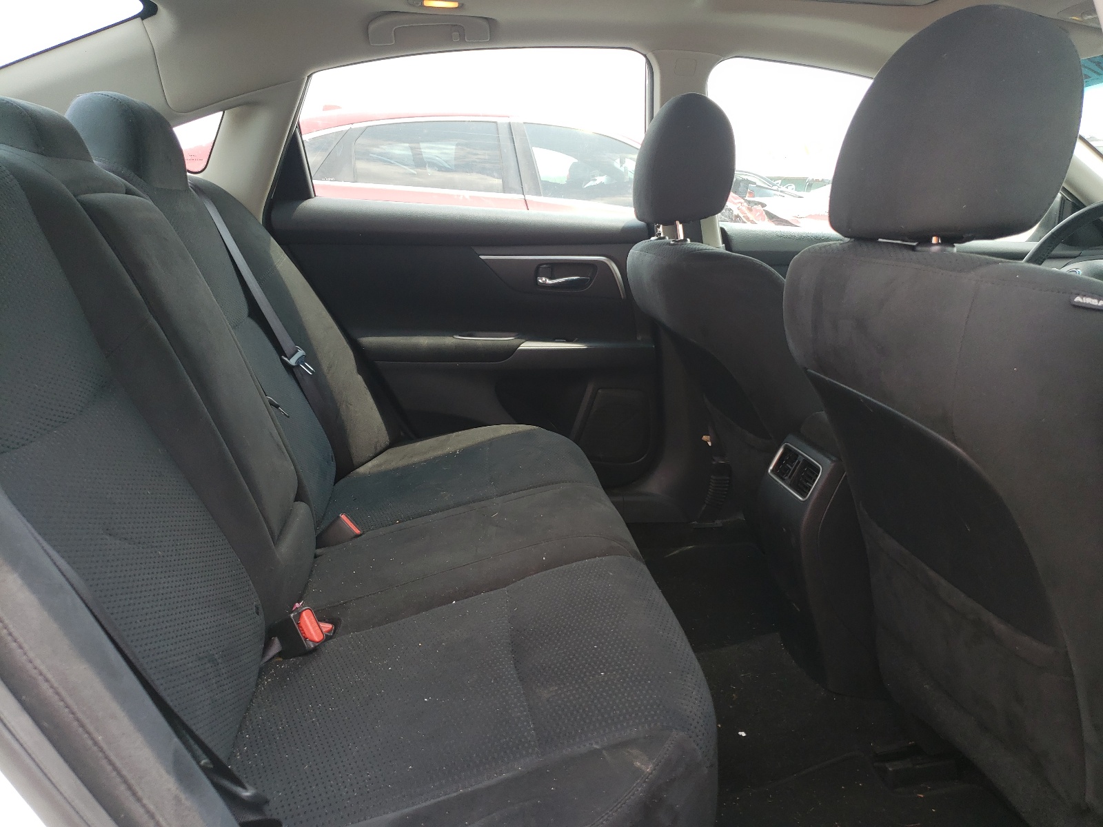 Photo 6 from auction – 2015 NISSAN ALTIMA 2.5 with VIN 1N4AL3APXFC227511