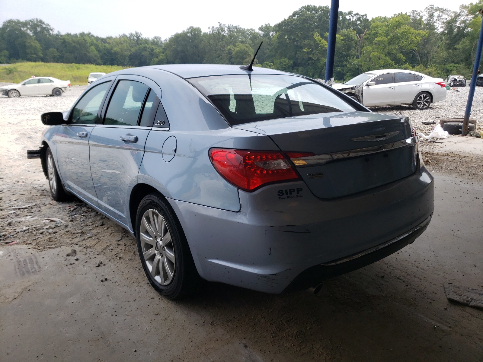 Photo 3 from auction – 2014 CHRYSLER 200 TOURIN with VIN 1C3CCBBG5EN106033