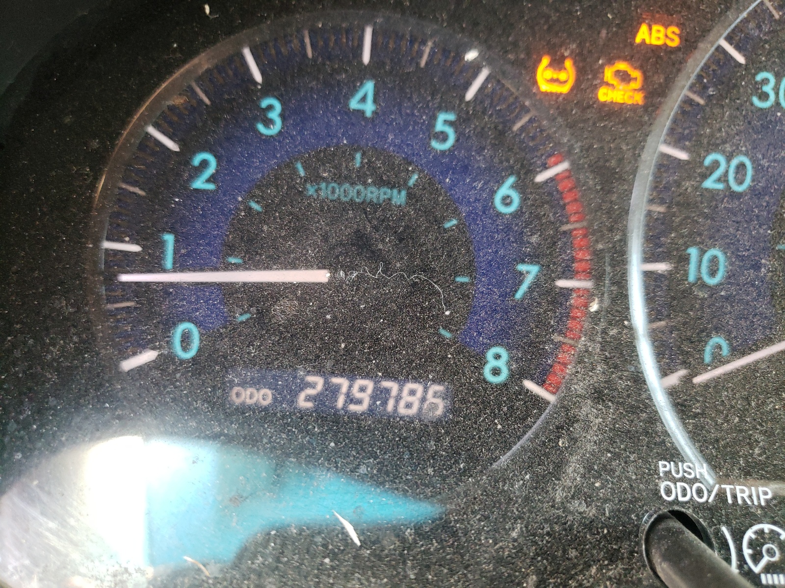 Photo 8 from auction – 2006 TOYOTA SIENNA LE with VIN 5TDBA23C46S067116