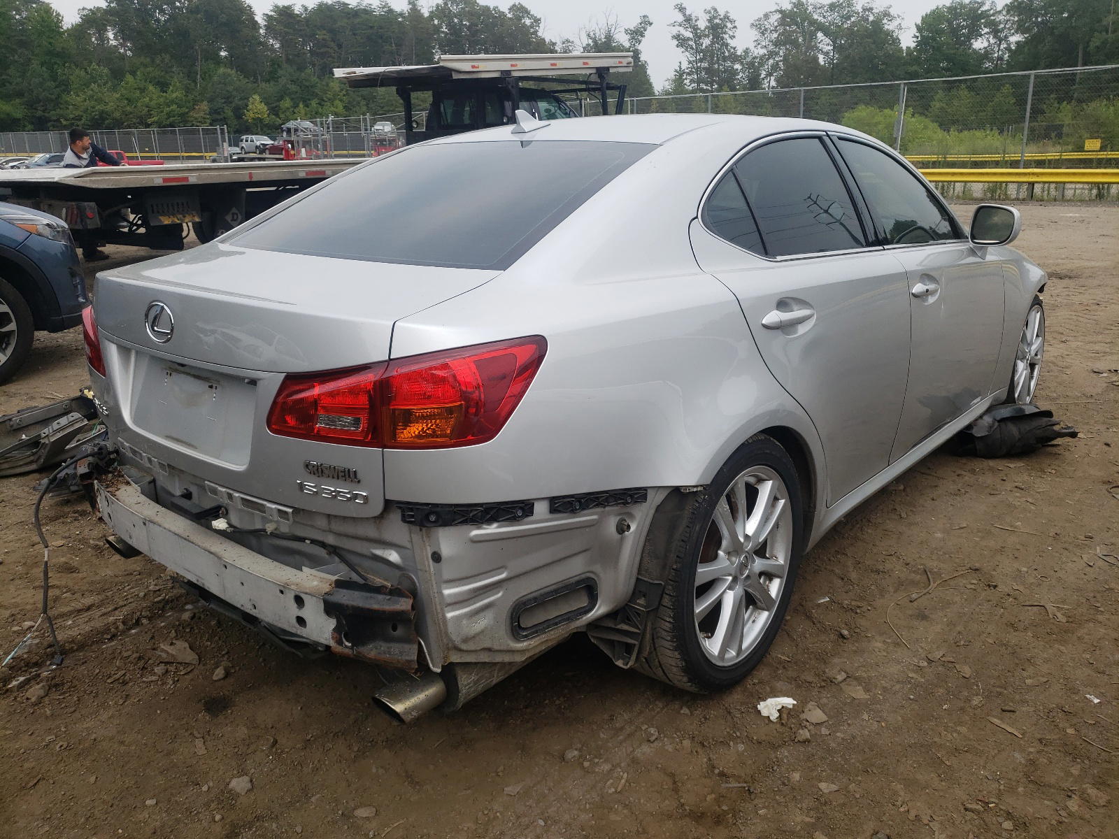 Photo 4 from auction – 2007 LEXUS IS 350 with VIN JTHBE262575012946