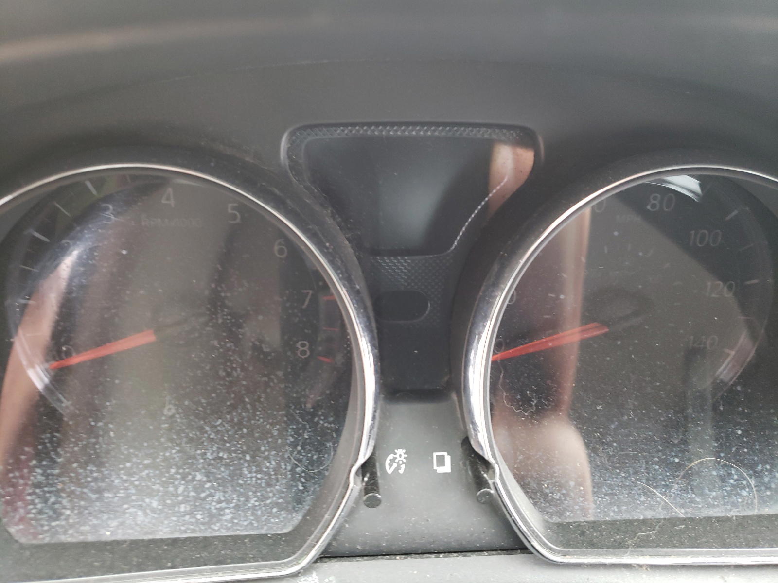 Photo 8 from auction – 2012 NISSAN VERSA S with VIN 3N1CN7AP8CL854022