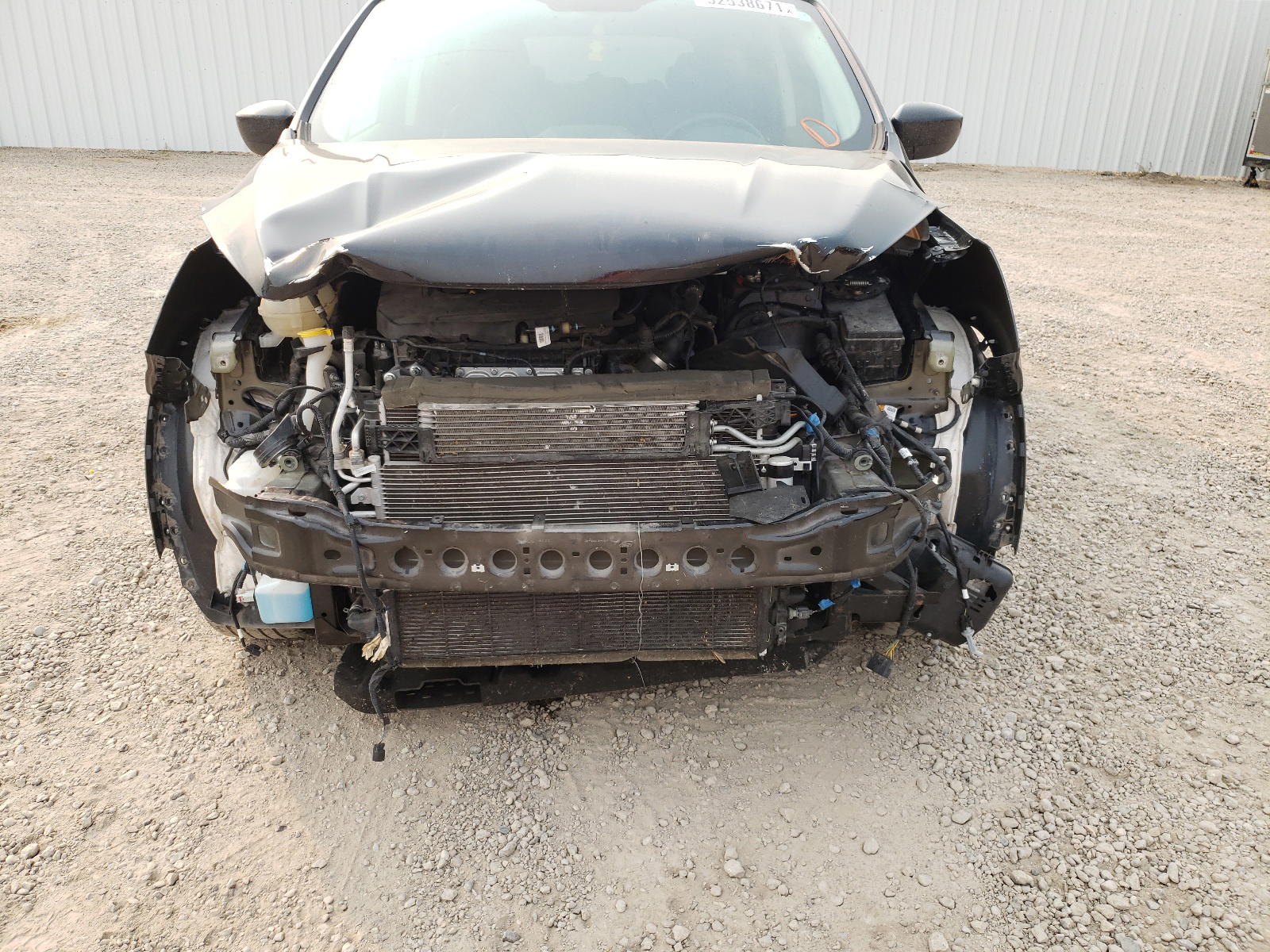 Photo 9 from auction – 2018 FORD ESCAPE SE with VIN 1FMCU9GD8JUA85576