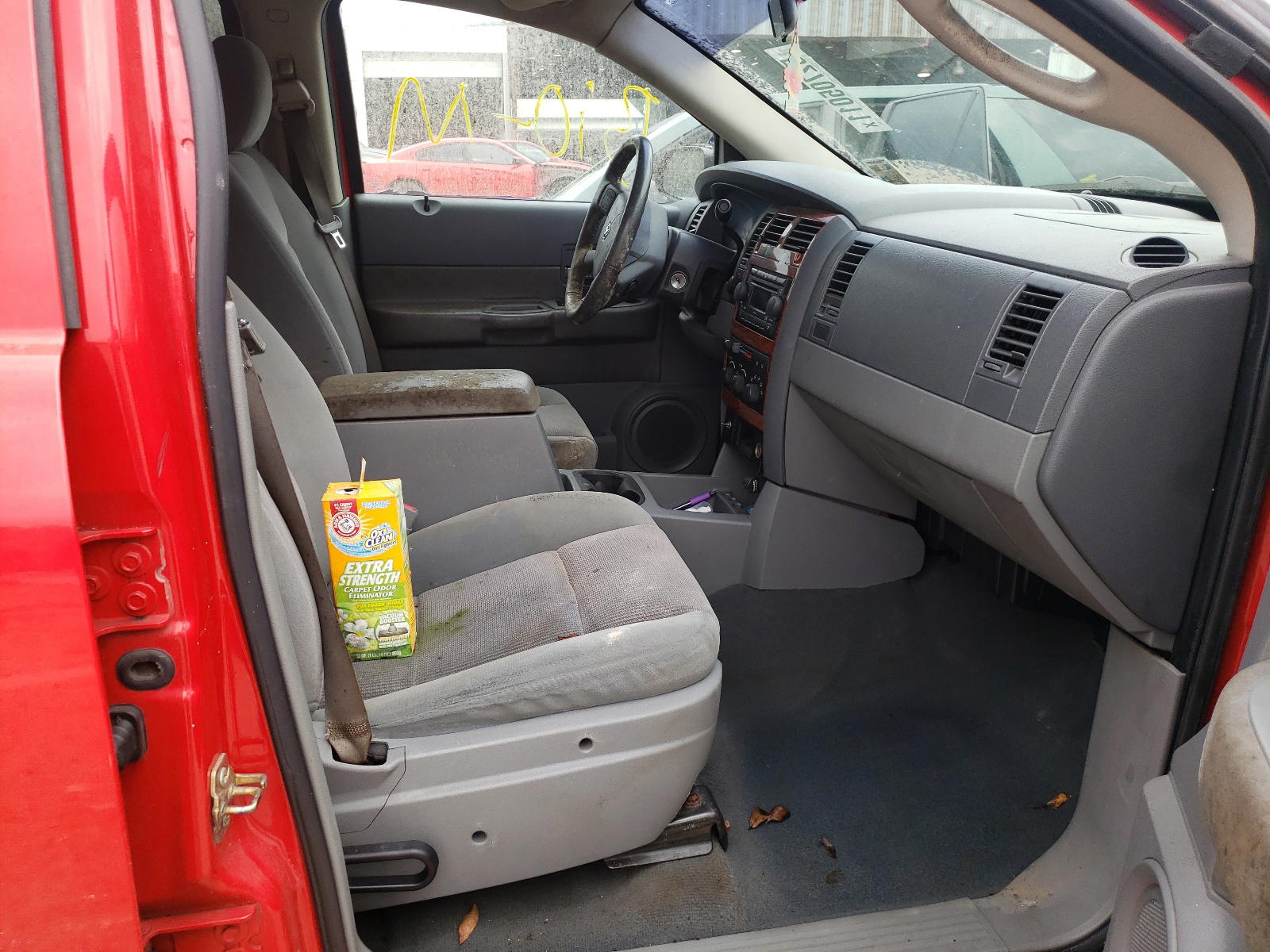 Photo 5 from auction – 2006 DODGE DURANGO SL with VIN 1D4HB48N96F170595