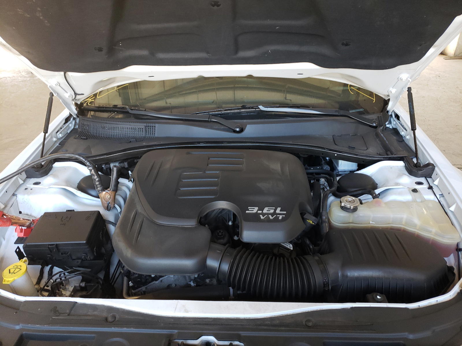 Photo 7 from auction – 2017 CHRYSLER 300 S with VIN 2C3CCAGG9HH604011