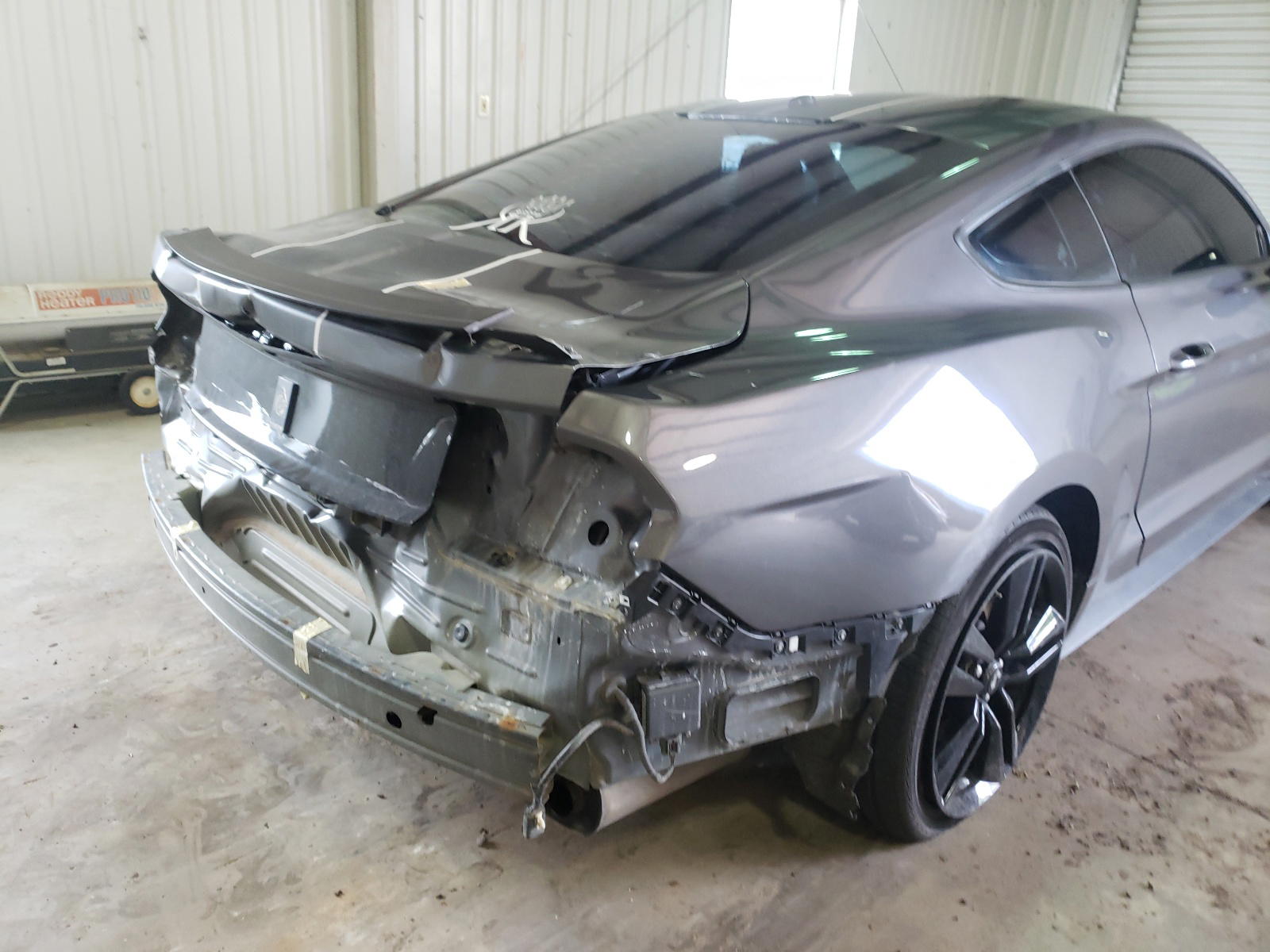 Photo 9 from auction – 2016 FORD MUSTANG with VIN 1FA6P8TH1G5250906