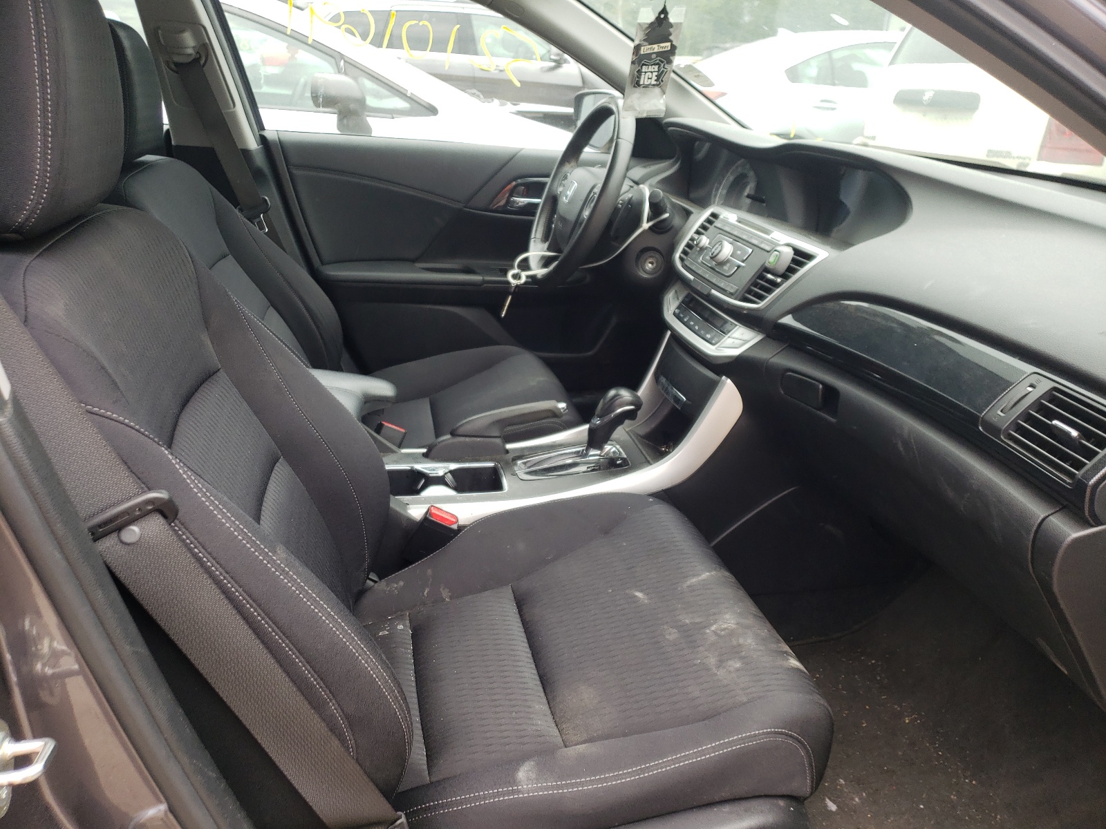 Photo 5 from auction – 2014 HONDA ACCORD SPO with VIN 1HGCR2F59EA275631