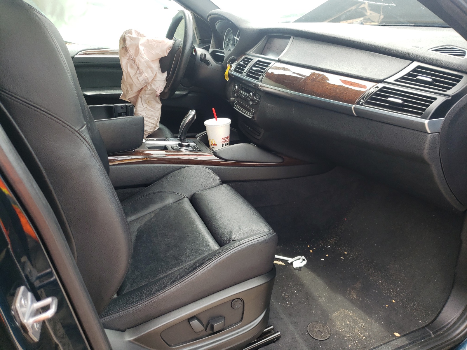 Photo 5 from auction – 2014 BMW X6 XDRIVE3 with VIN 5UXFG2C5XE0C43509
