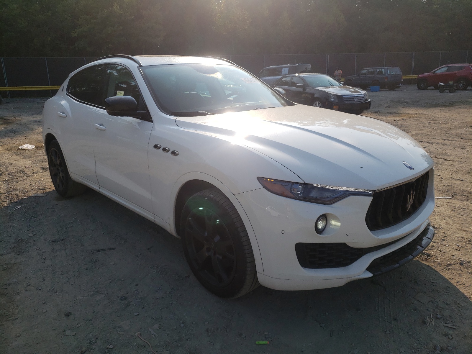 Photo 1 from auction – 2019 MASERATI LEVANTE with VIN ZN661XUA4KX332809