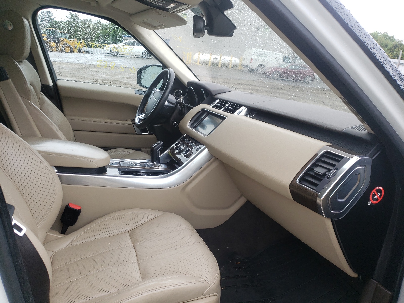 Zdjęcie 5 z aukcji – 2016 LAND ROVER RANGE ROVE z VIN SALWR2KF3GA662116