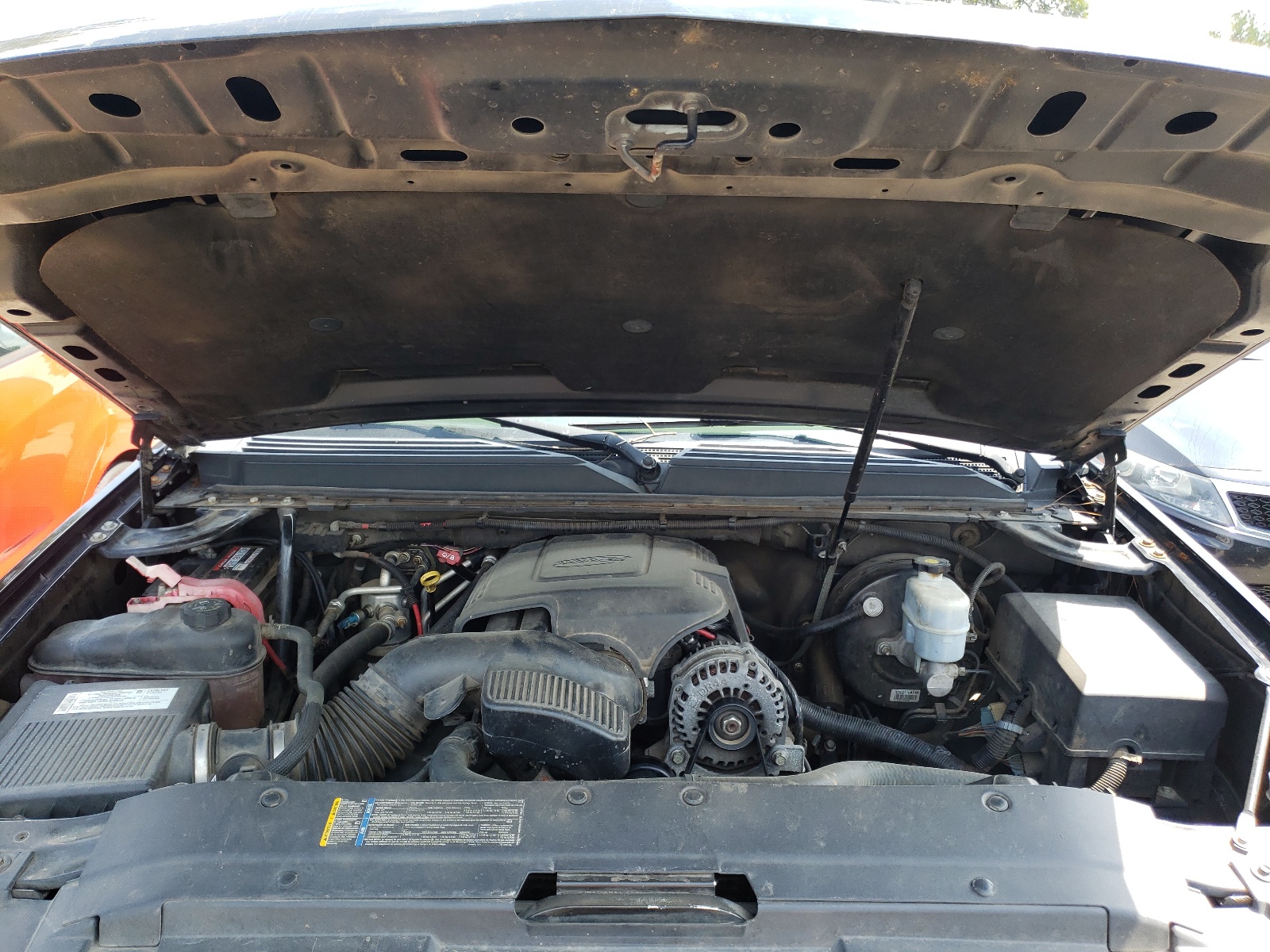 Photo 7 from auction – 2008 CHEVROLET SUBURBAN C with VIN 1GNFC16038R138029