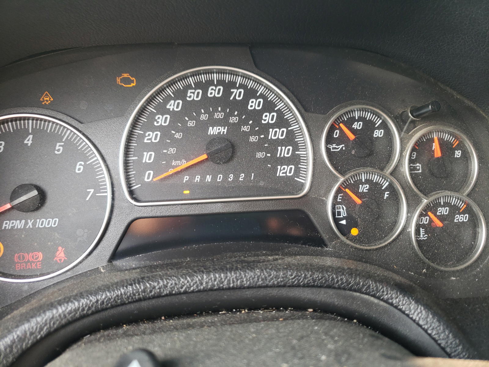 Photo 8 from auction – 2006 GMC ENVOY with VIN 1GKDT13S962156728