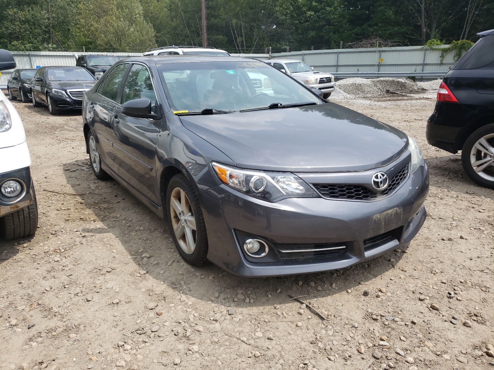 TOYOTA CAMRY BASE 2012 مع رقم تعريف المركبة 4T1BF1FKXCU079806 - صورة من المزاد