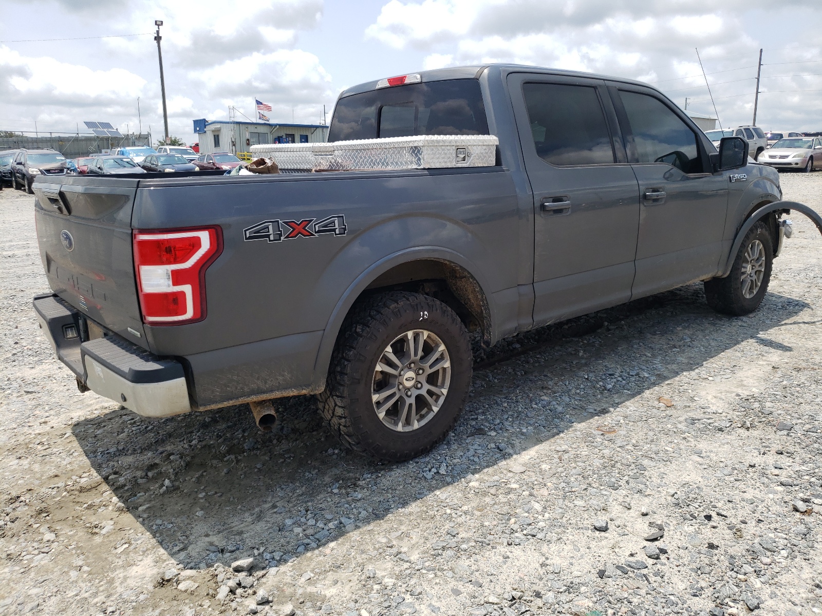 Photo 4 from auction – 2018 FORD F150 SUPER with VIN 1FTEW1EG1JFC76945