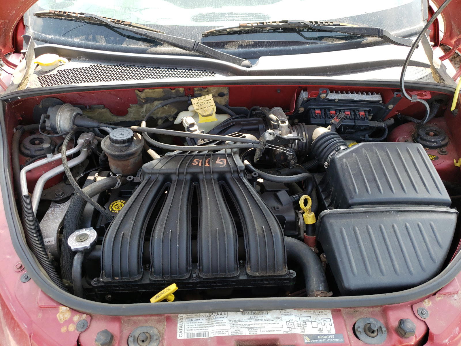 Photo 7 from auction – 2004 CHRYSLER PT CRUISER with VIN 3C4FY48B24T295692