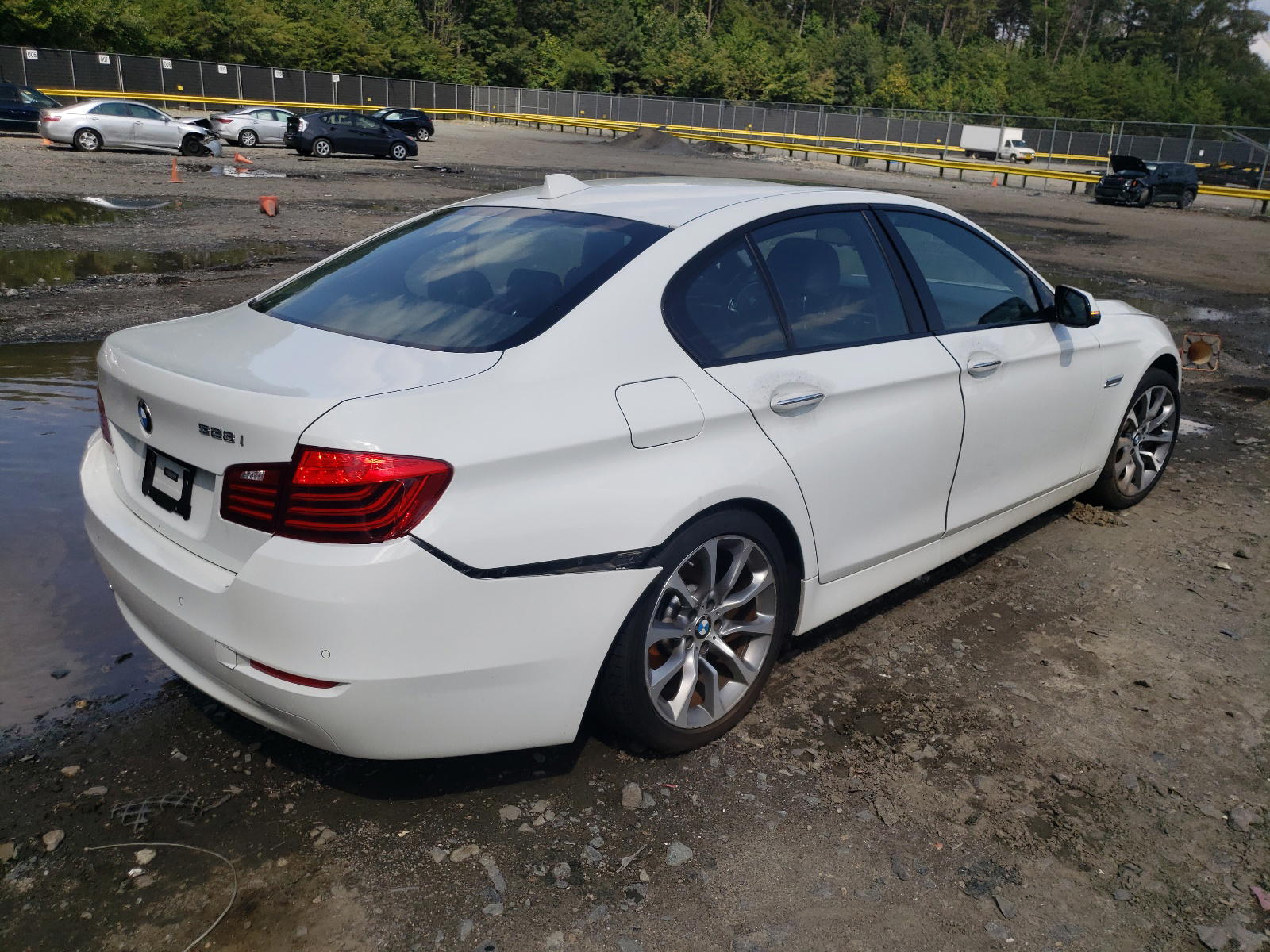 Photo 4 from auction – 2016 BMW 528 XI with VIN WBA5A7C54GG148590