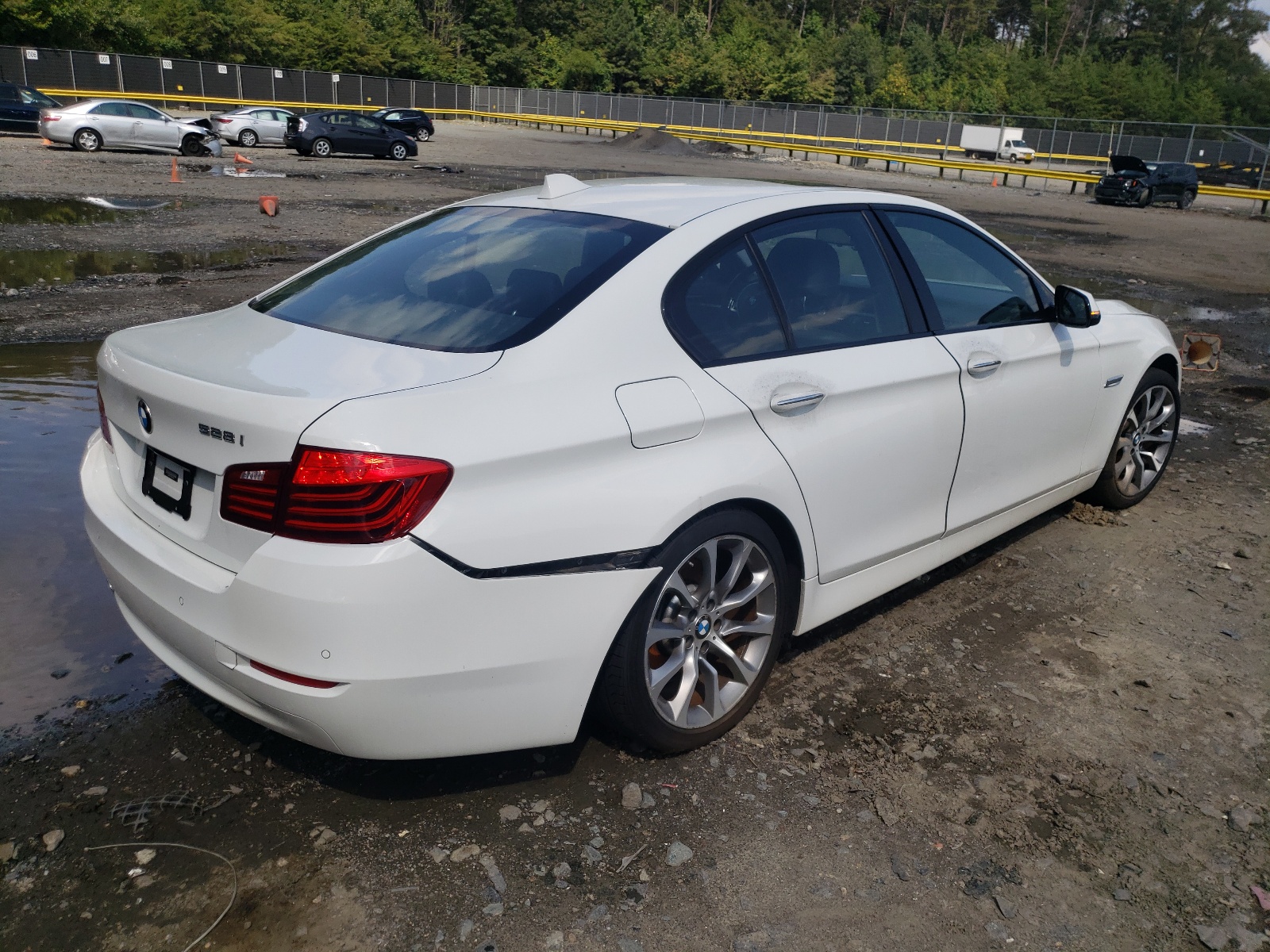 صورة رقم 4 من المزاد - 2016 BMW 528 XI مع VIN WBA5A7C54GG148590