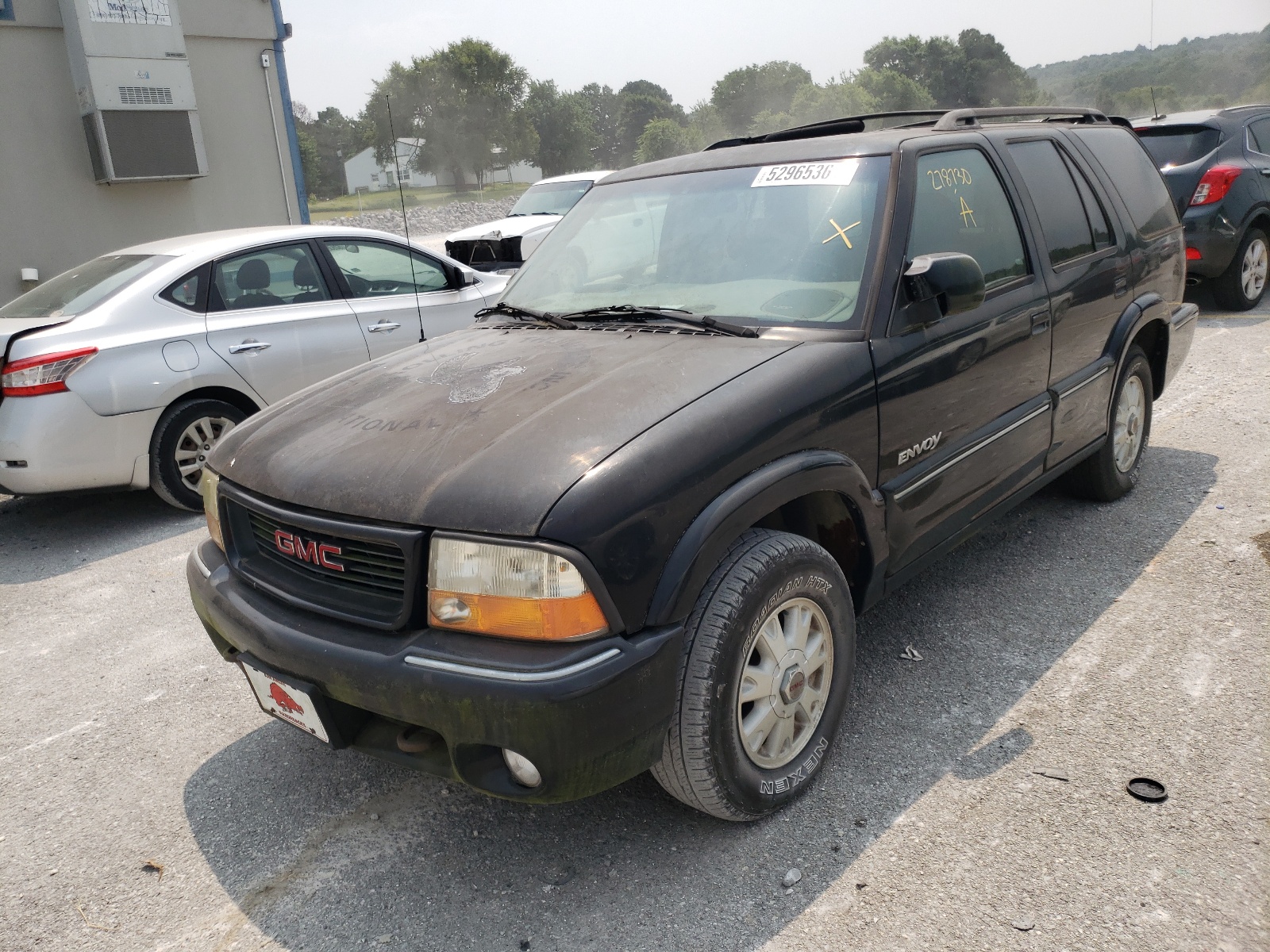 Photo 2 from auction – 2000 GMC JIMMY with VIN 1GKDT13W2Y2299204