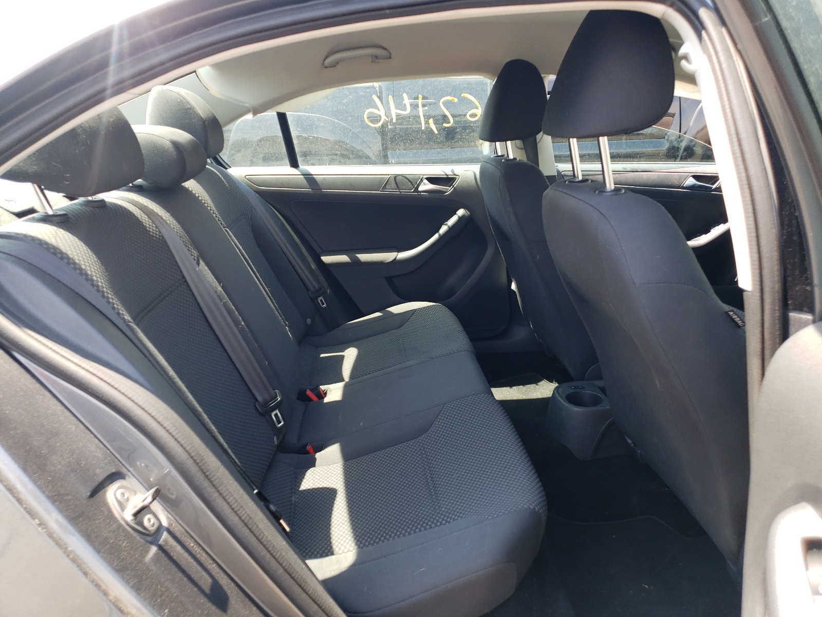 Photo 6 from auction – 2011 VOLKSWAGEN JETTA BASE with VIN 3VW2K7AJXBM384935