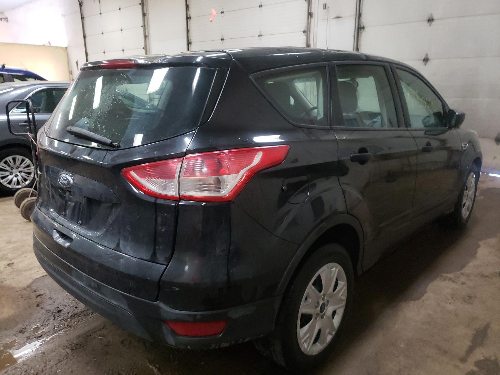 Photo 4 from auction – 2014 FORD ESCAPE S with VIN 1FMCU0F78EUB59351