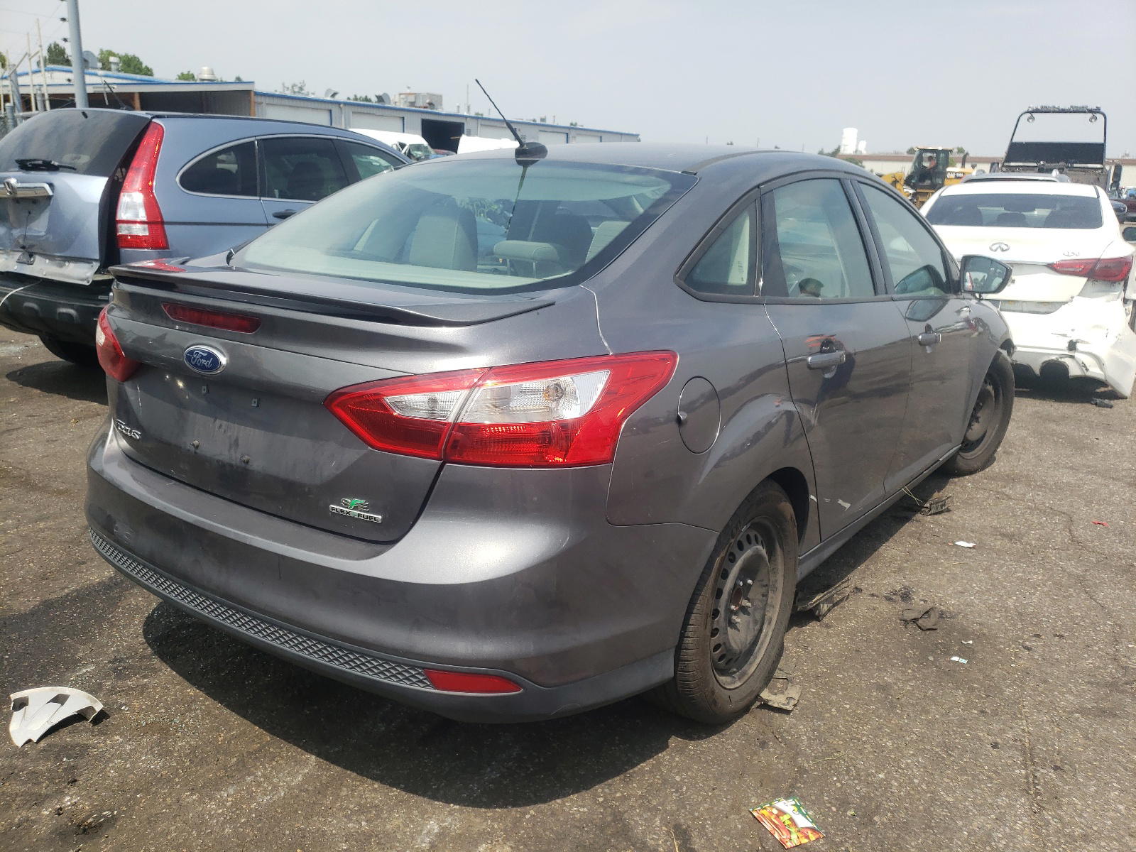 Photo 4 from auction – 2014 FORD FOCUS SE with VIN 1FADP3F24EL351352