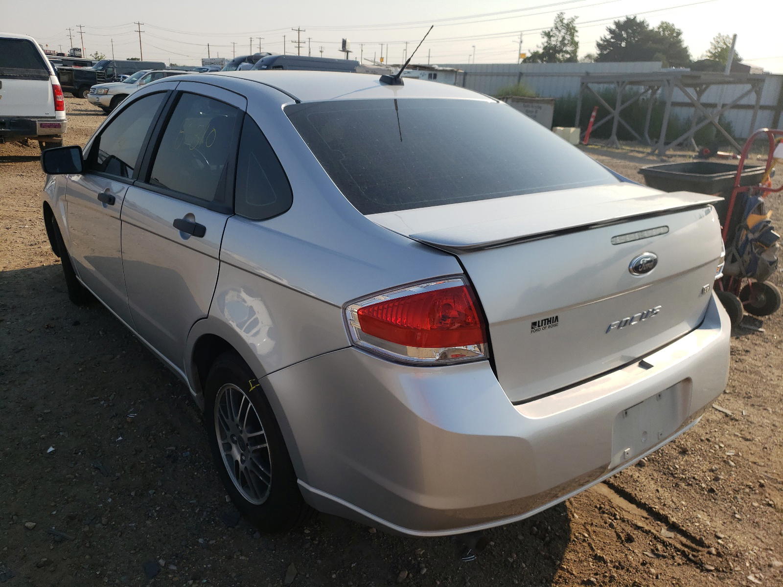 Photo 3 from auction – 2011 FORD FOCUS SE with VIN 1FAHP3FN2BW166299