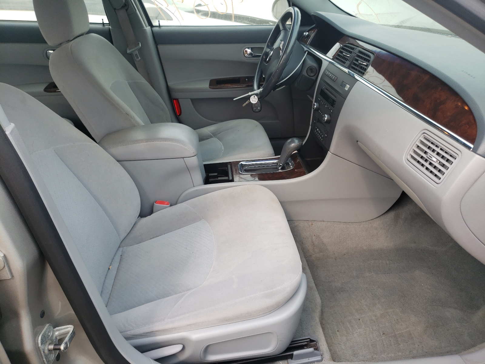 Zdjęcie 5 z aukcji – 2007 BUICK LACROSSE C z VIN 2G4WC582871249886