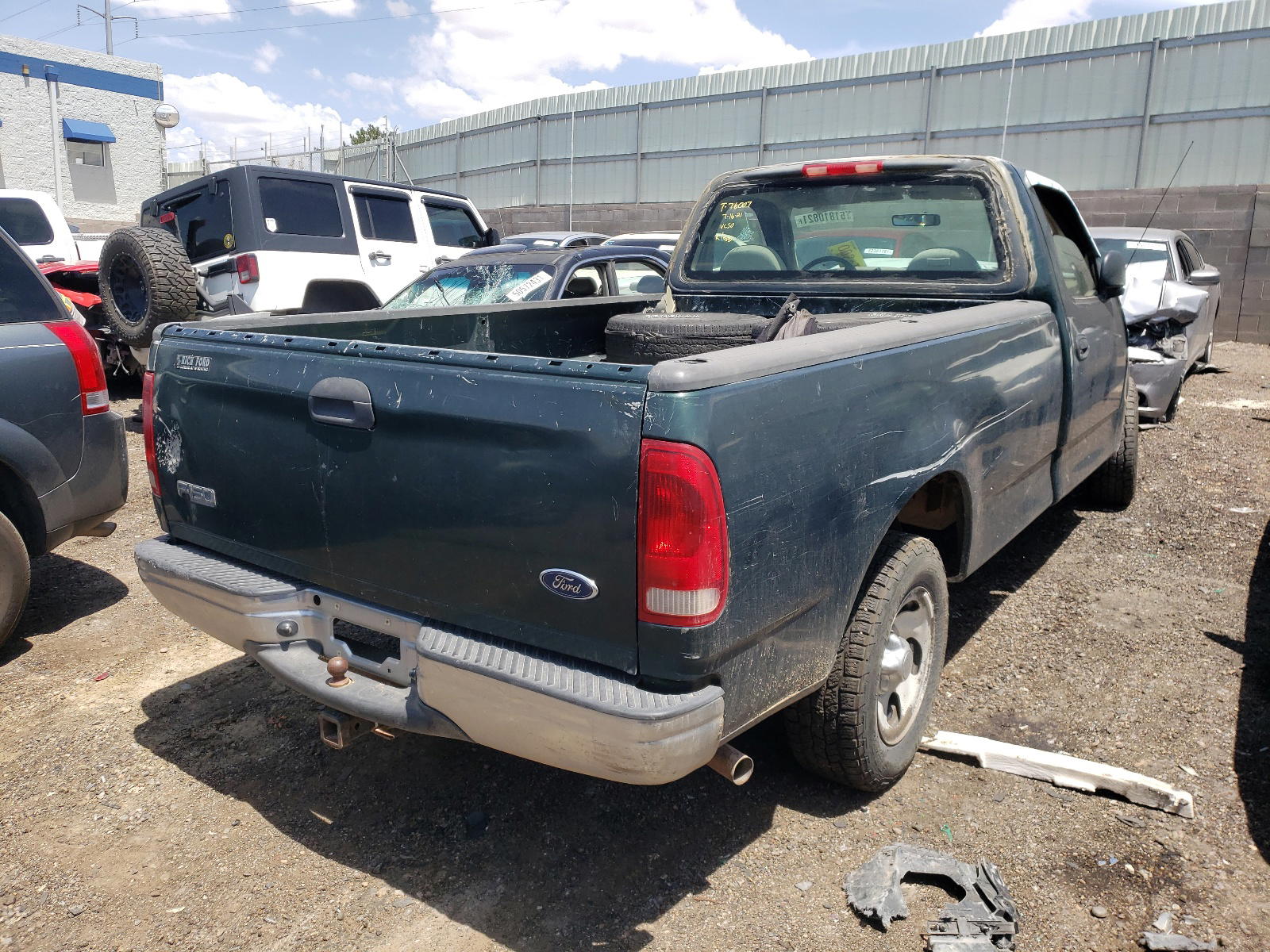 Photo 4 from auction – 2003 FORD F150 with VIN 1FTRF17213NB31416