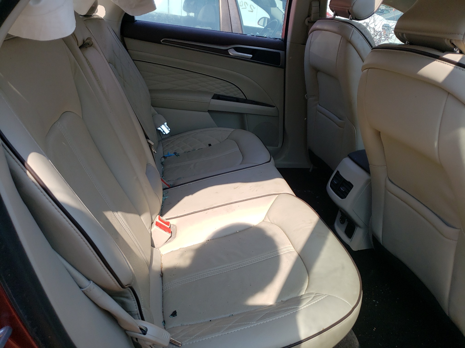 Photo 6 from auction – 2017 FORD FUSION TIT with VIN 3FA6P0K95HR205770