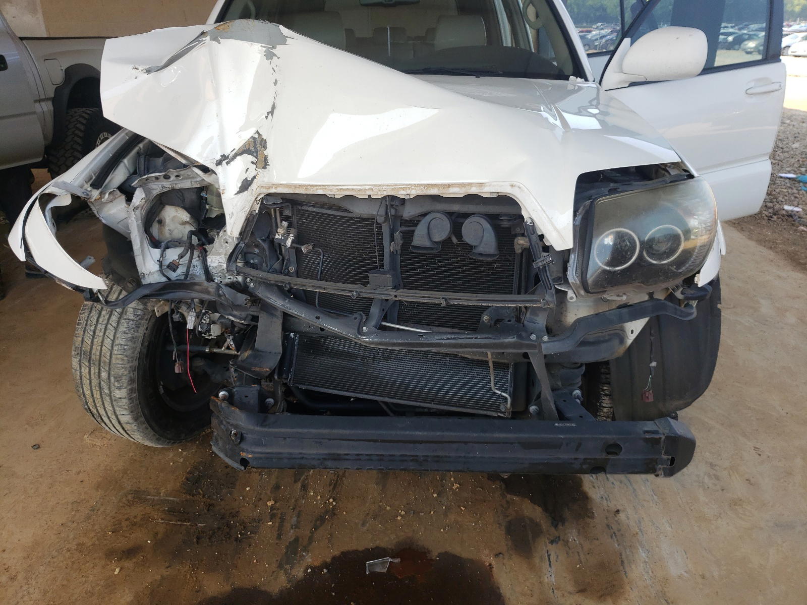 Photo 7 from auction – 2008 TOYOTA 4RUNNER LI with VIN JTEZU17R08K010481