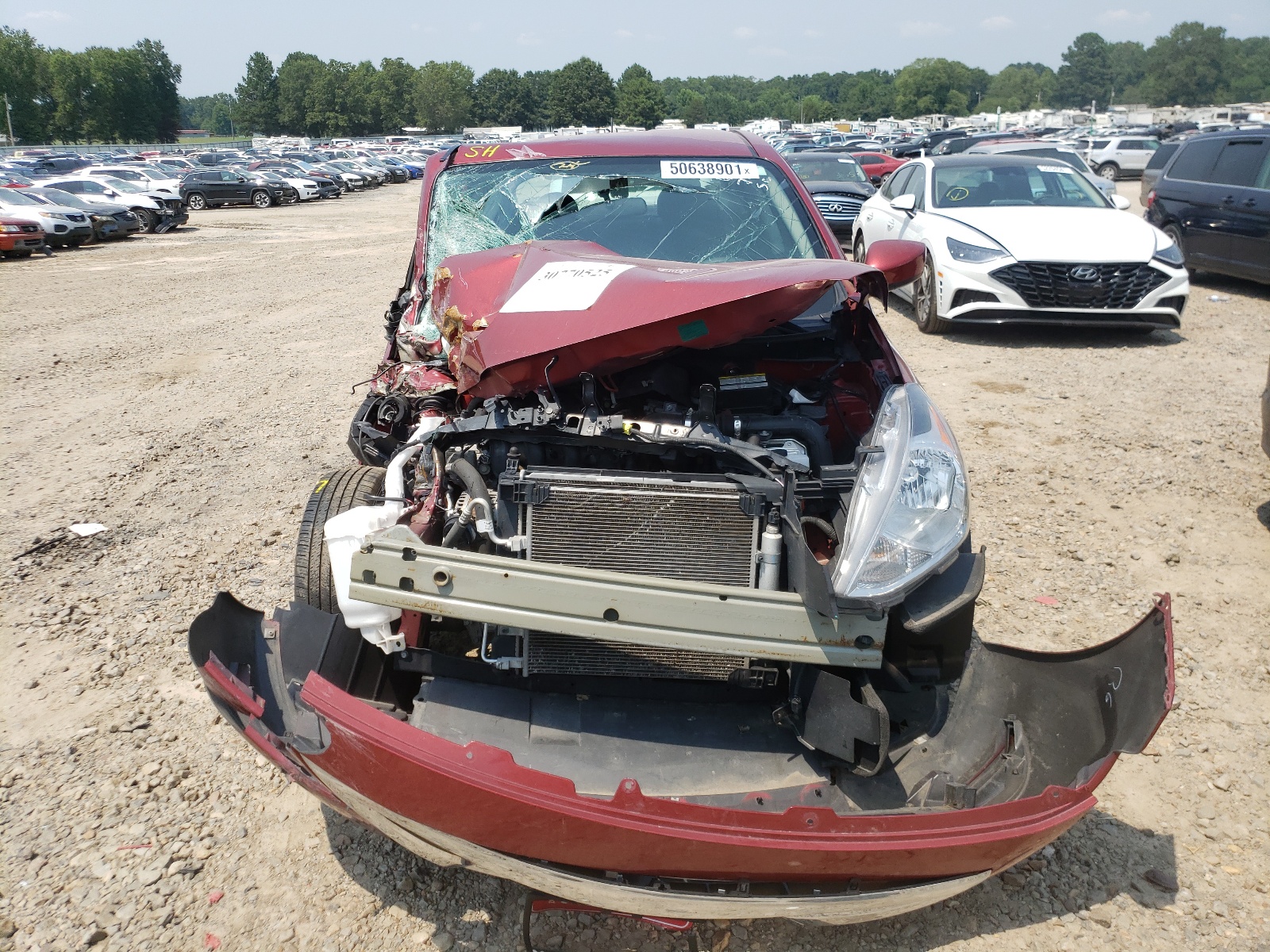 Photo 7 from auction – 2018 NISSAN VERSA S with VIN 3N1CN7AP6JL878414