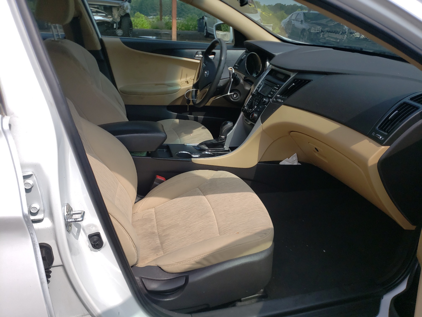 Photo 5 from auction – 2013 HYUNDAI SONATA GLS with VIN 5NPEB4AC8DH756698