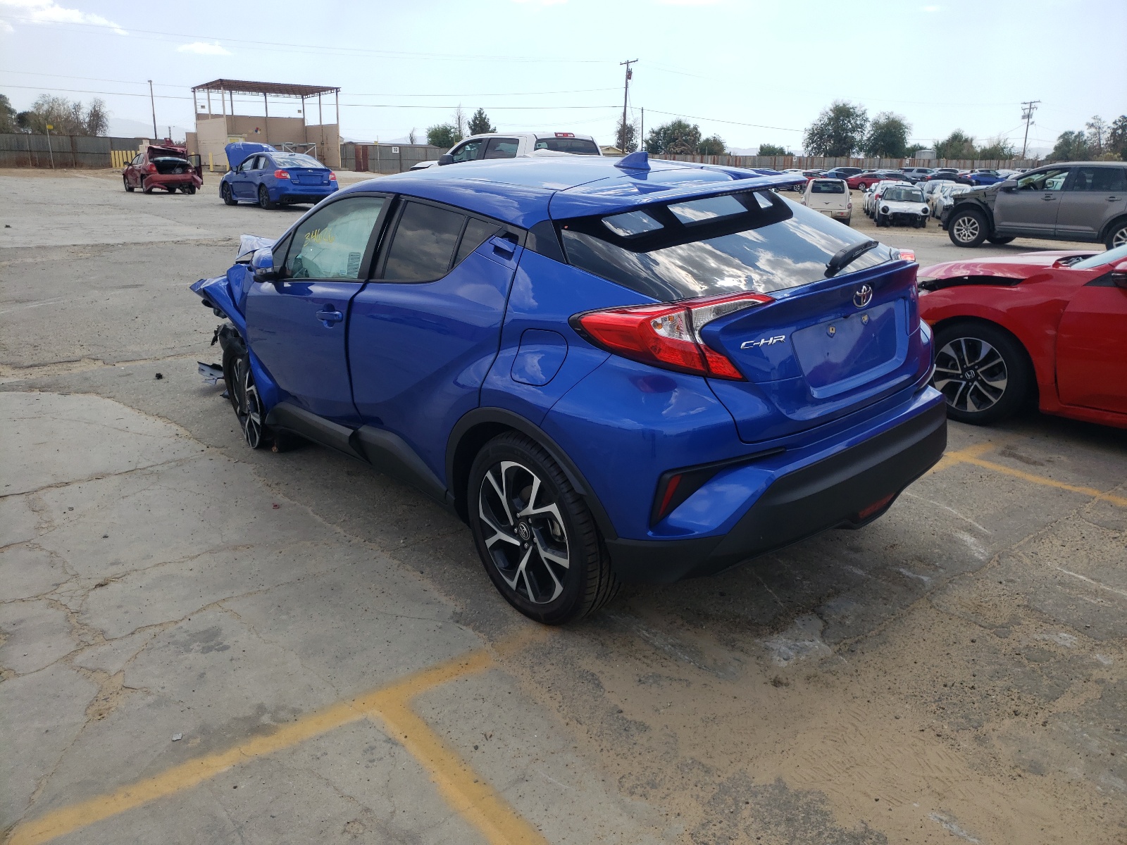 Photo 3 from auction – 2018 TOYOTA C-HR with VIN NMTKHMBX7JR012159