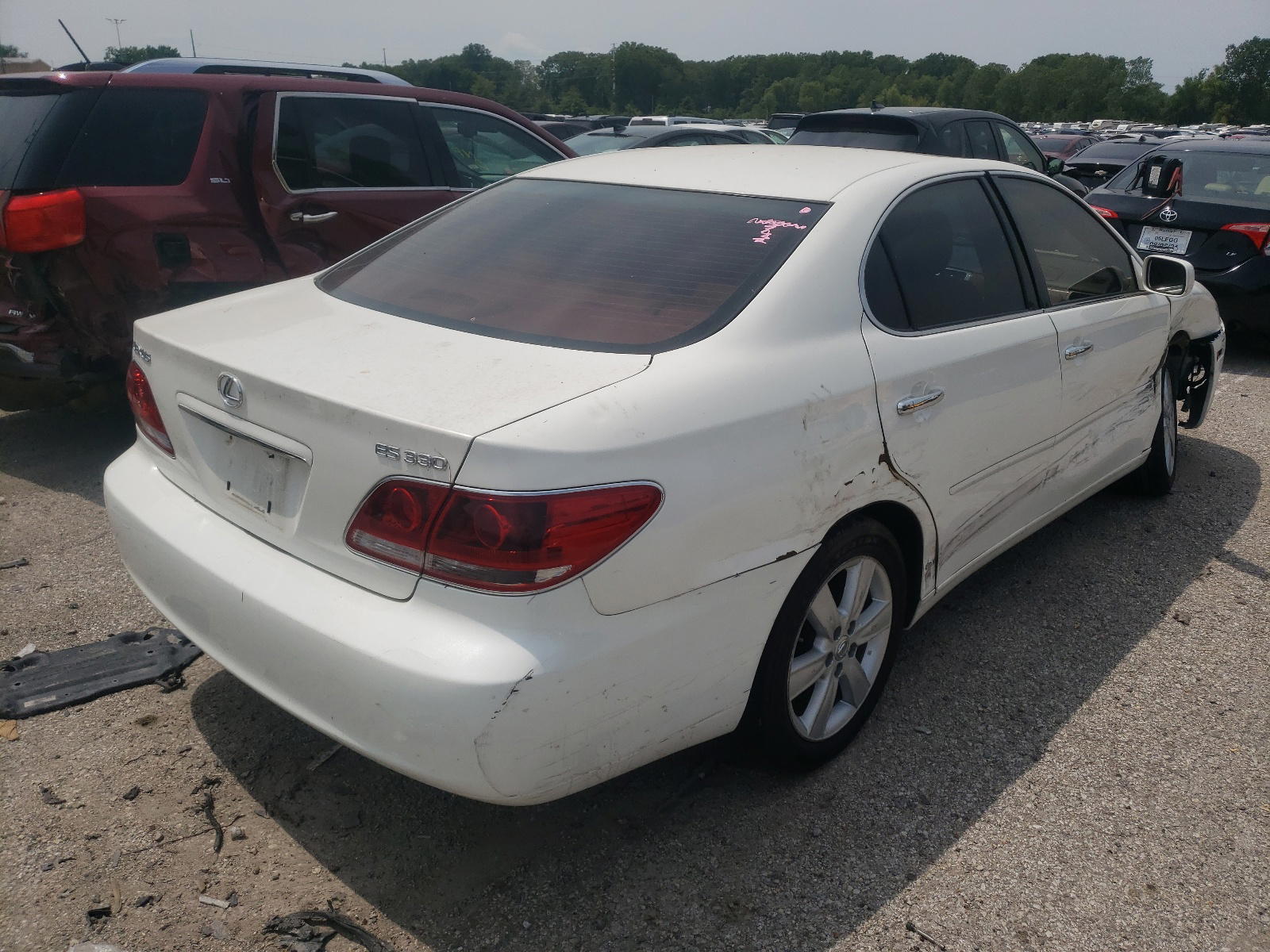 Photo 4 from auction – 2005 LEXUS ES 330 with VIN JTHBA30G355127788