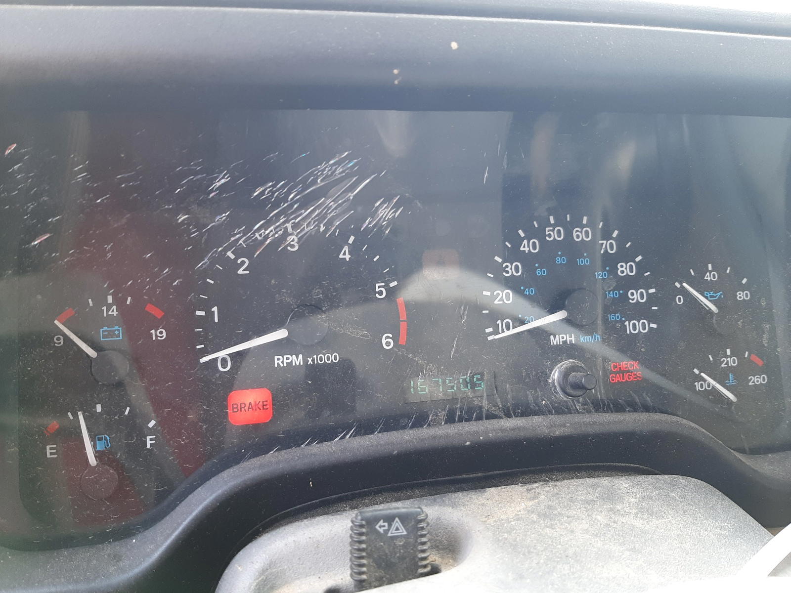 Photo 8 from auction – 2000 JEEP WRANGLER / with VIN 1J4FA59S2YP711298